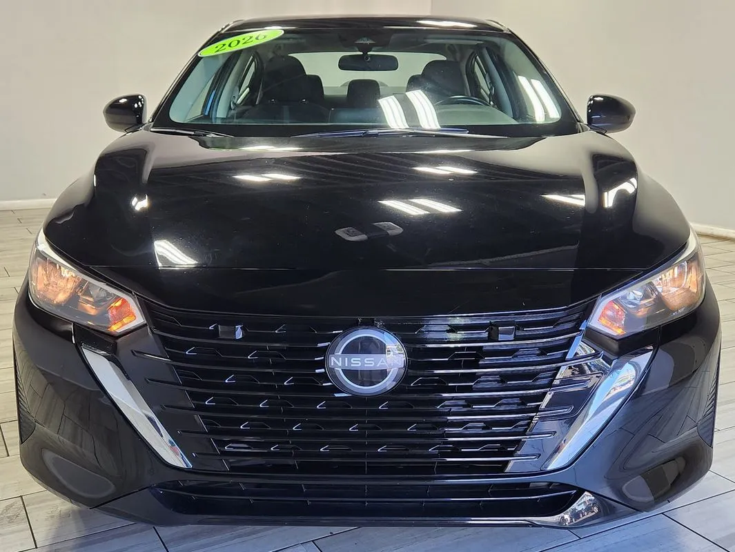 Nissan Sentra photo 8
