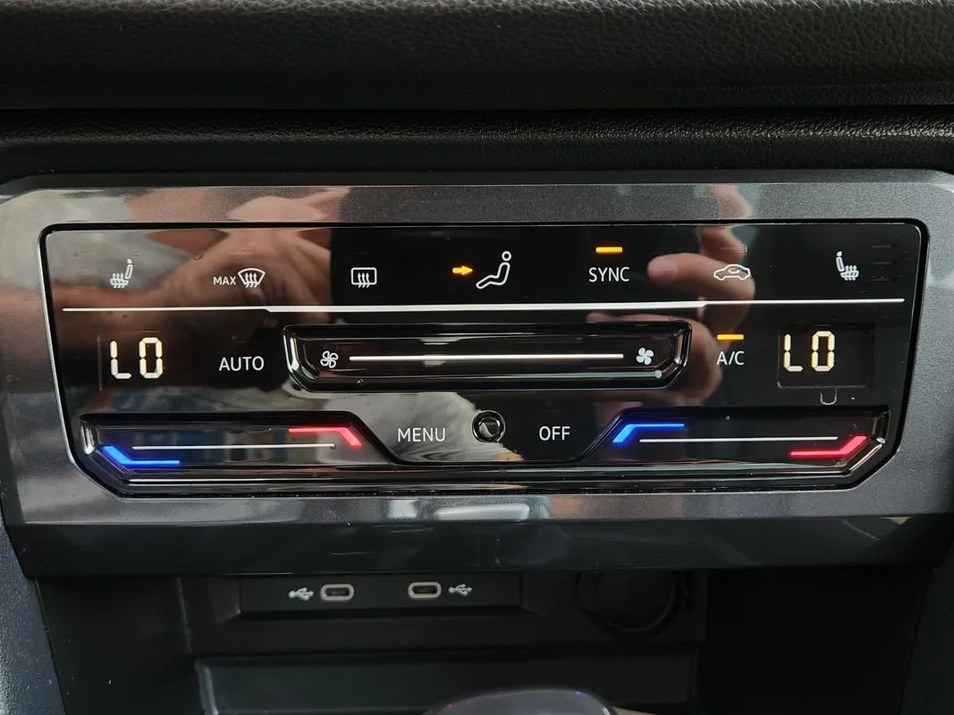 Volkswagen Tiguan photo 23