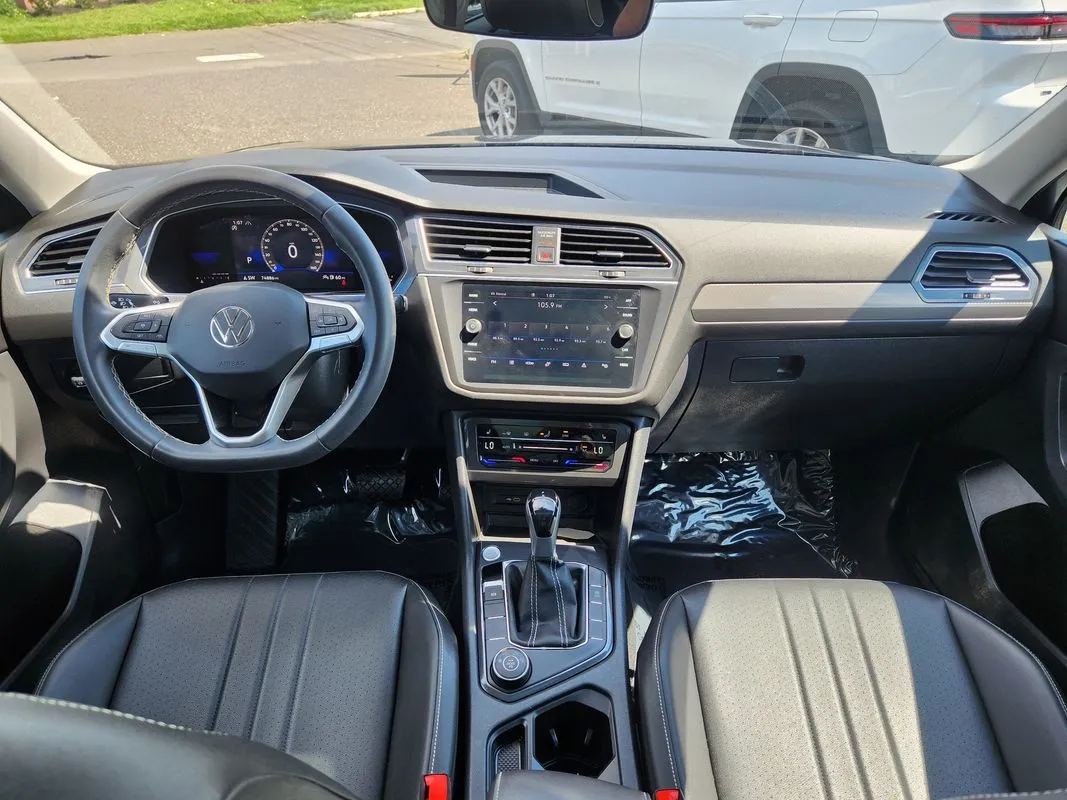 Volkswagen Tiguan photo 16