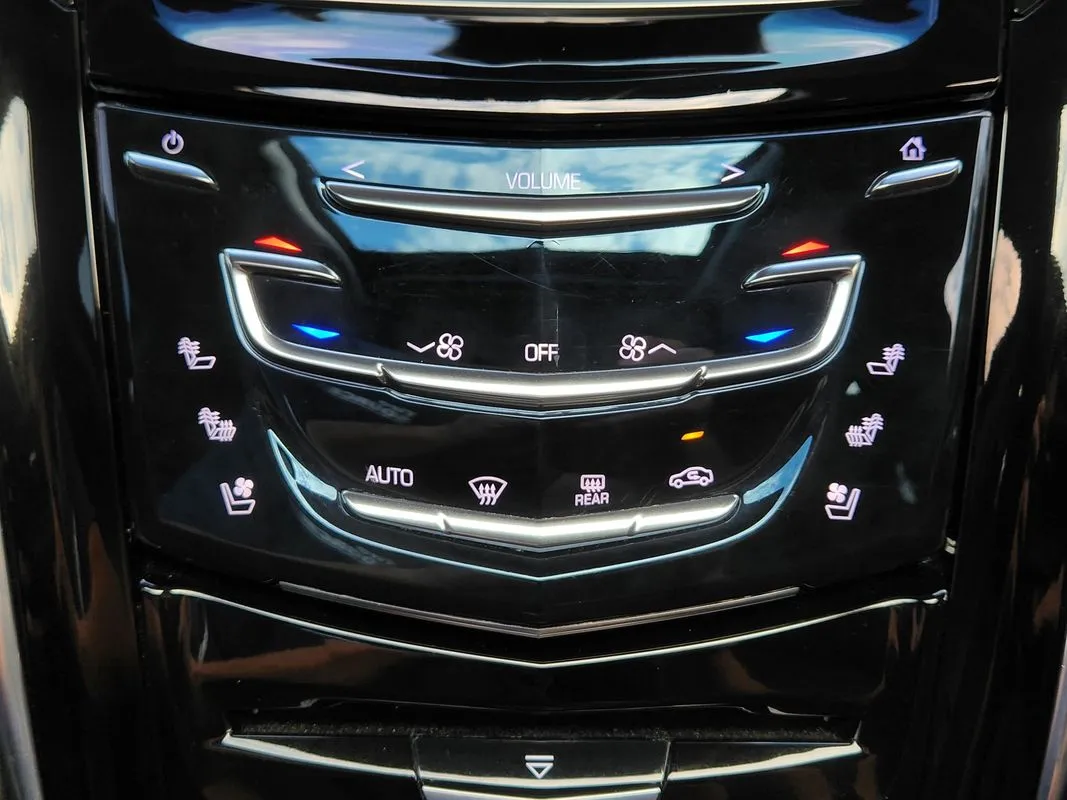 Cadillac Escalade ESV photo 22