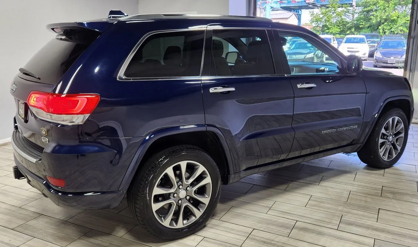 More photos of 2018 Jeep Grand Cherokee Overland 4x4 at Torresdale Ave, PA