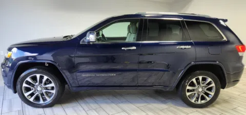 Photos of 2018 Jeep Grand Cherokee Overland 4x4 for sale in Philadelphia, PA at Torresdale Ave