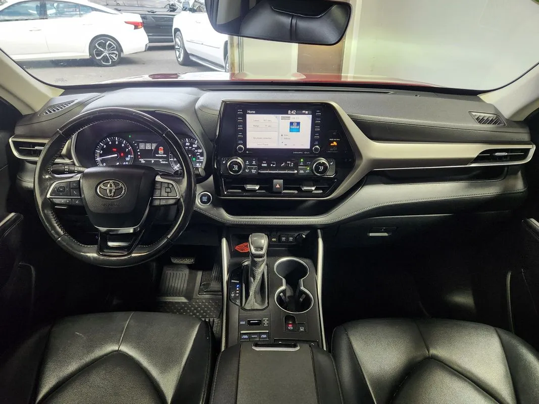Toyota Highlander photo 17