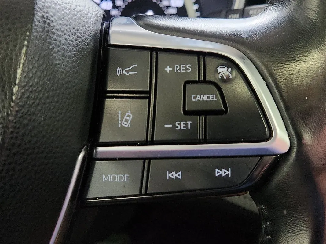 Toyota Highlander photo 19