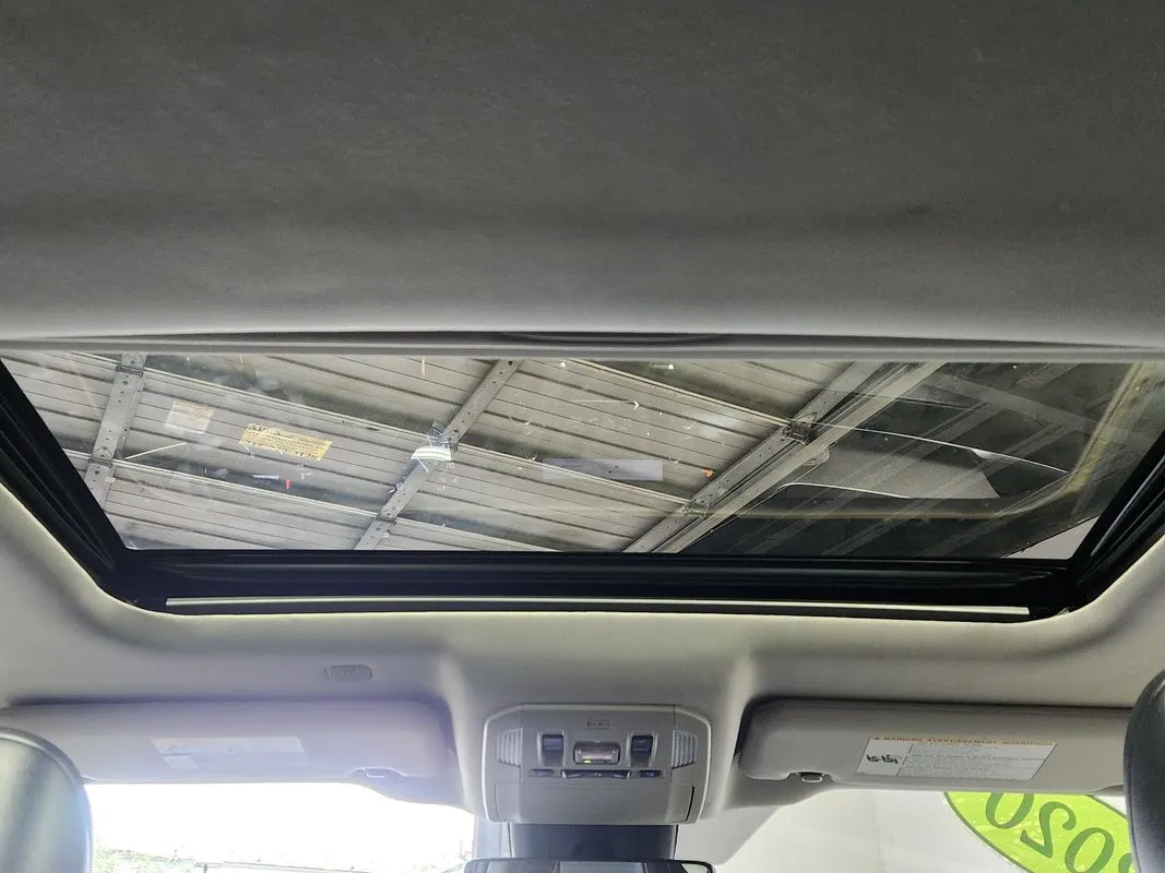 Toyota Highlander photo 16