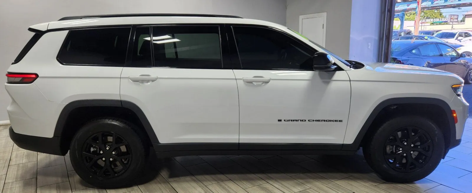 Jeep Grand Cherokee L photo 6