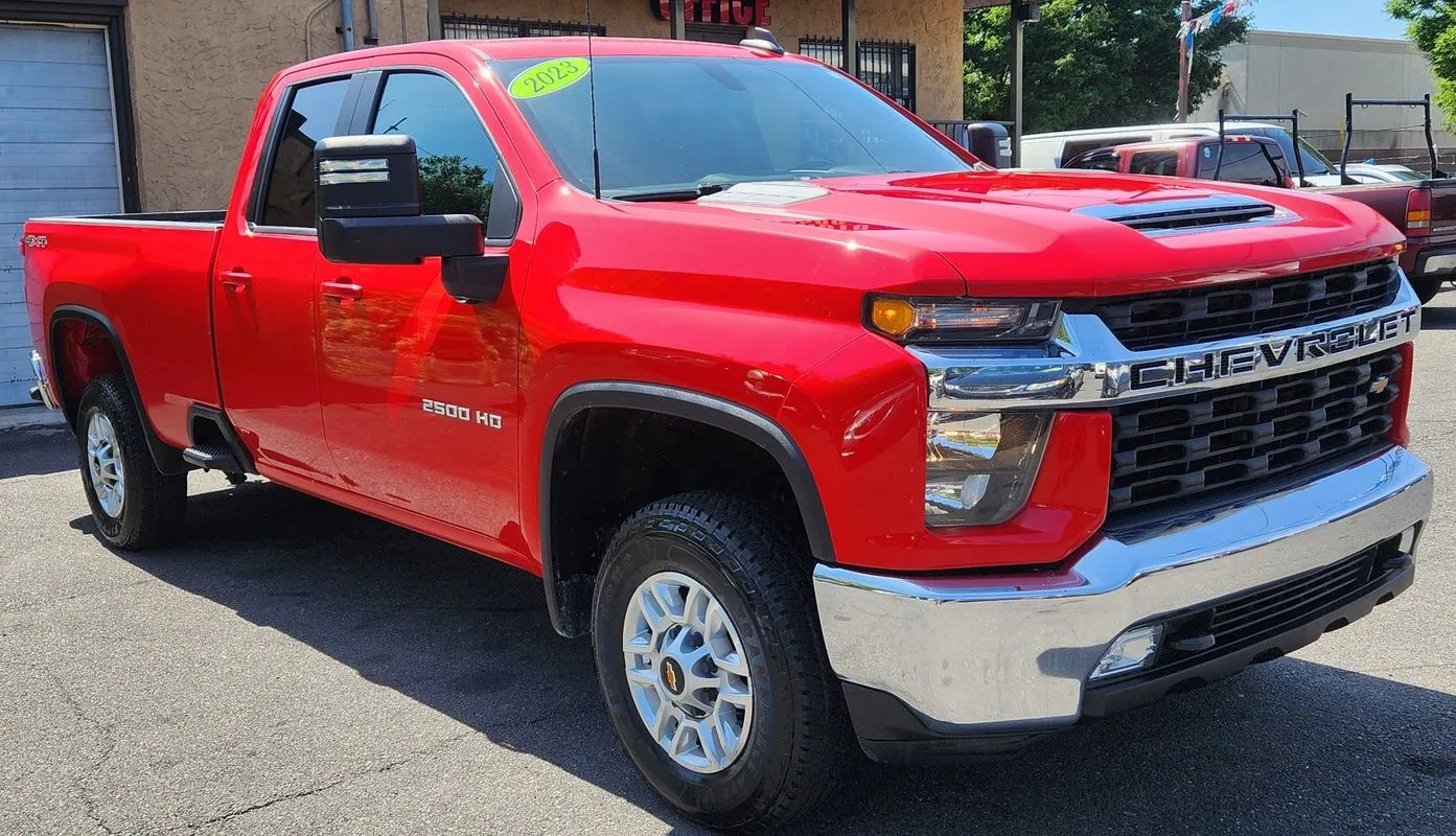 Chevrolet Silverado photo 7