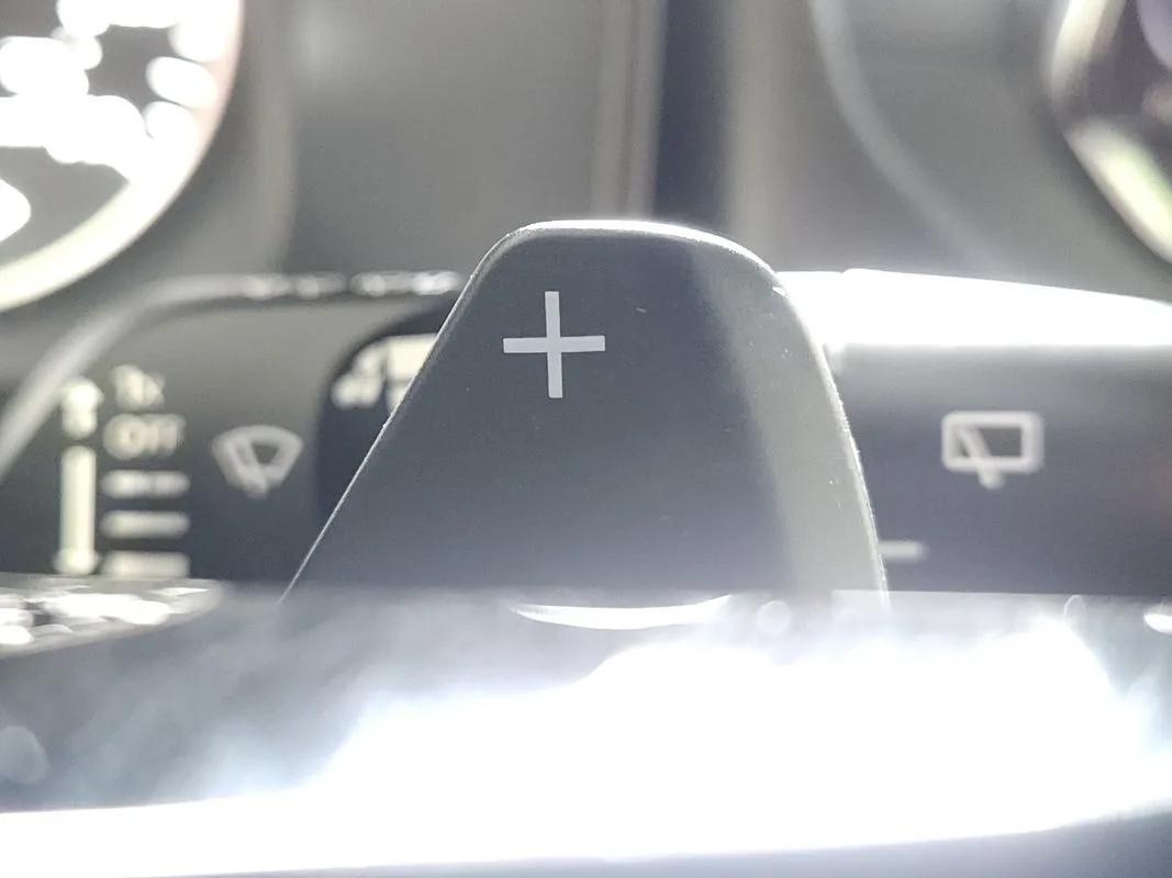 Nissan Rogue photo 18