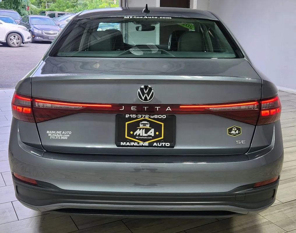 More photos of 2025 Volkswagen Jetta 1.5T SE at Torresdale Ave, PA