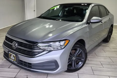 Silver 2024 Volkswagen Jetta 1.5T SE for sale in Philadelphia, PA