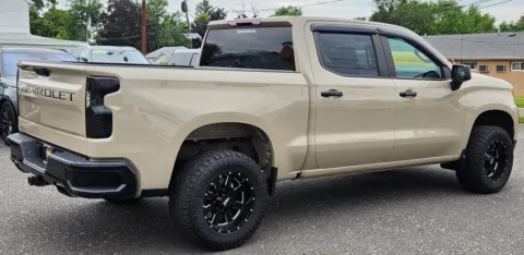 More photos of 2023 Chevrolet Silverado 1500 4WD Crew Cab Short Bed LT Trail Boss at Torresdale Ave, PA