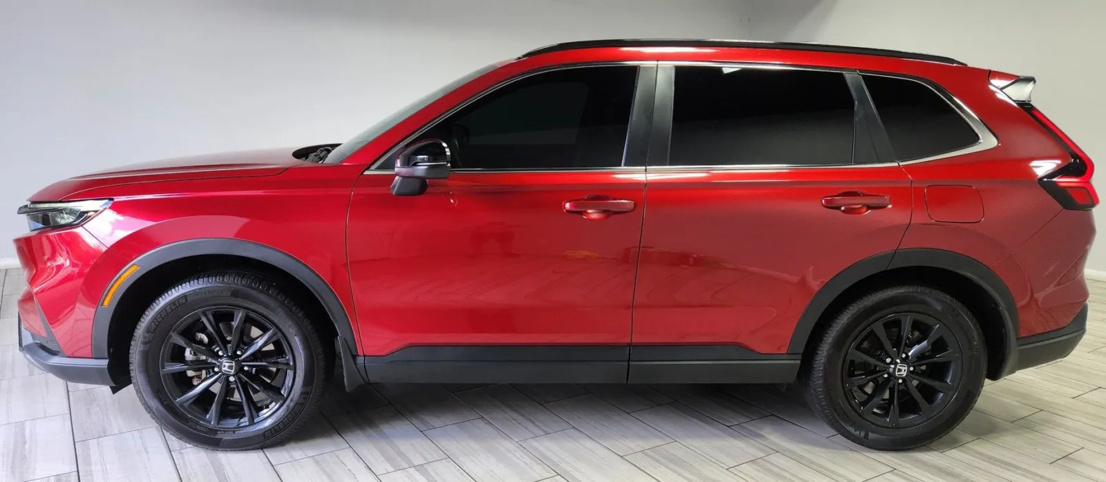 Photos of 2024 Honda CR-V Hybrid Sport-L for sale in Philadelphia, PA at Torresdale Ave