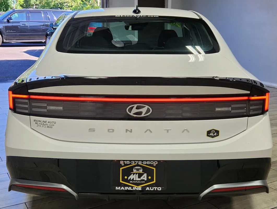 More photos of 2025 Hyundai Sonata SEL at Torresdale Ave, PA