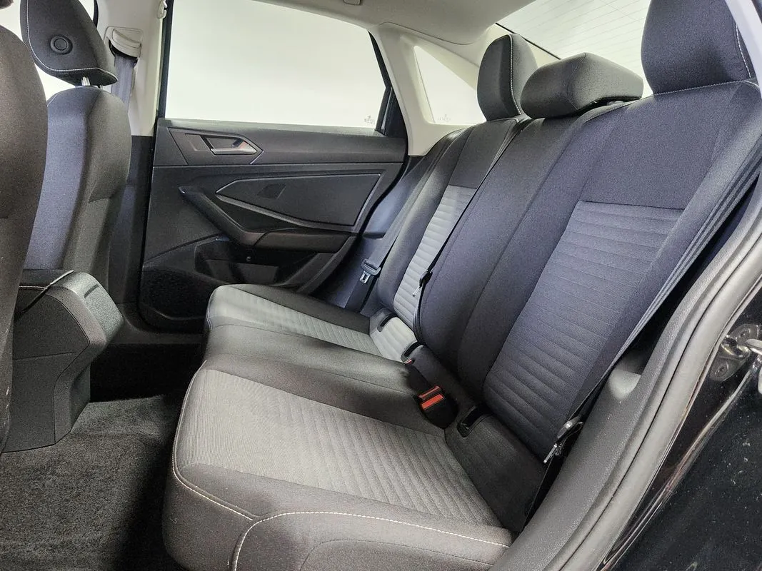 Volkswagen Jetta photo 13