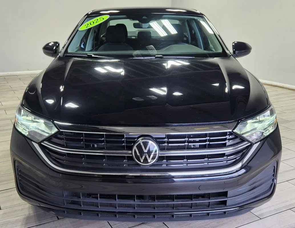 Volkswagen Jetta photo 8