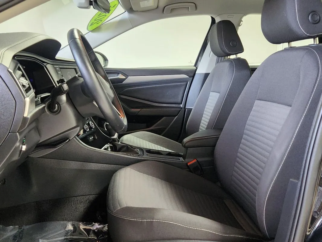 Volkswagen Jetta photo 11