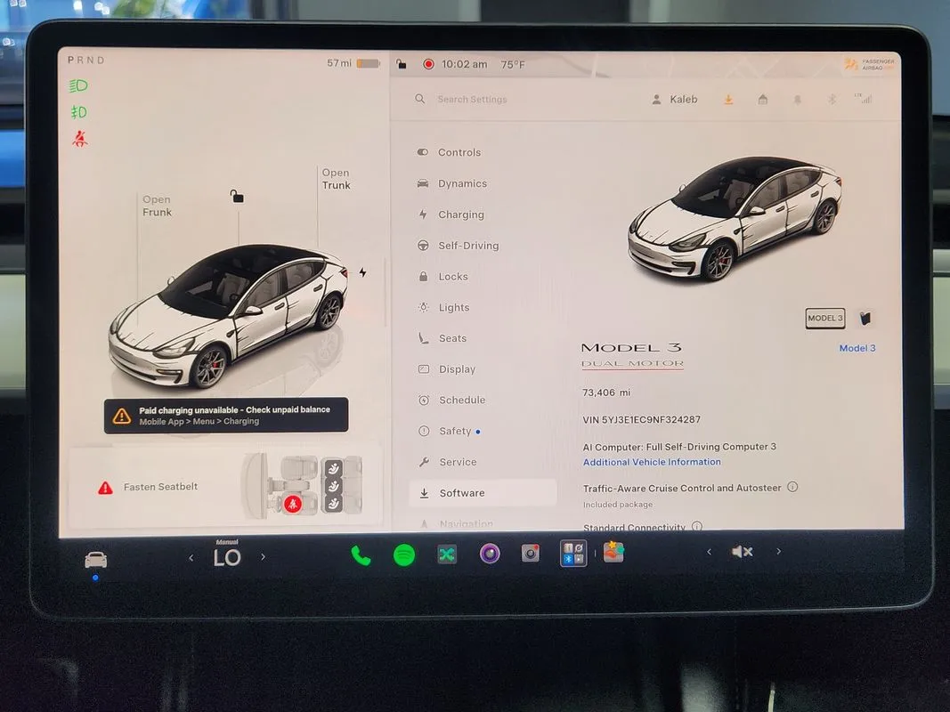 Tesla Model 3 photo 24