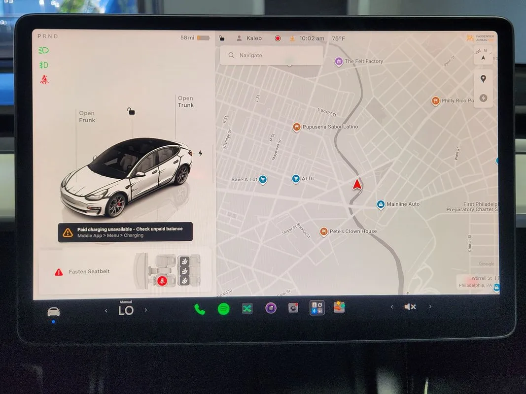 Tesla Model 3 photo 22