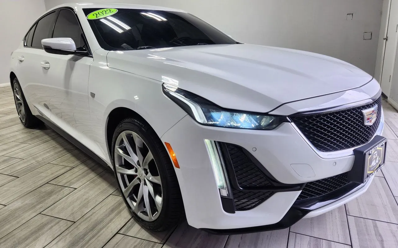 Cadillac CT5 photo 7