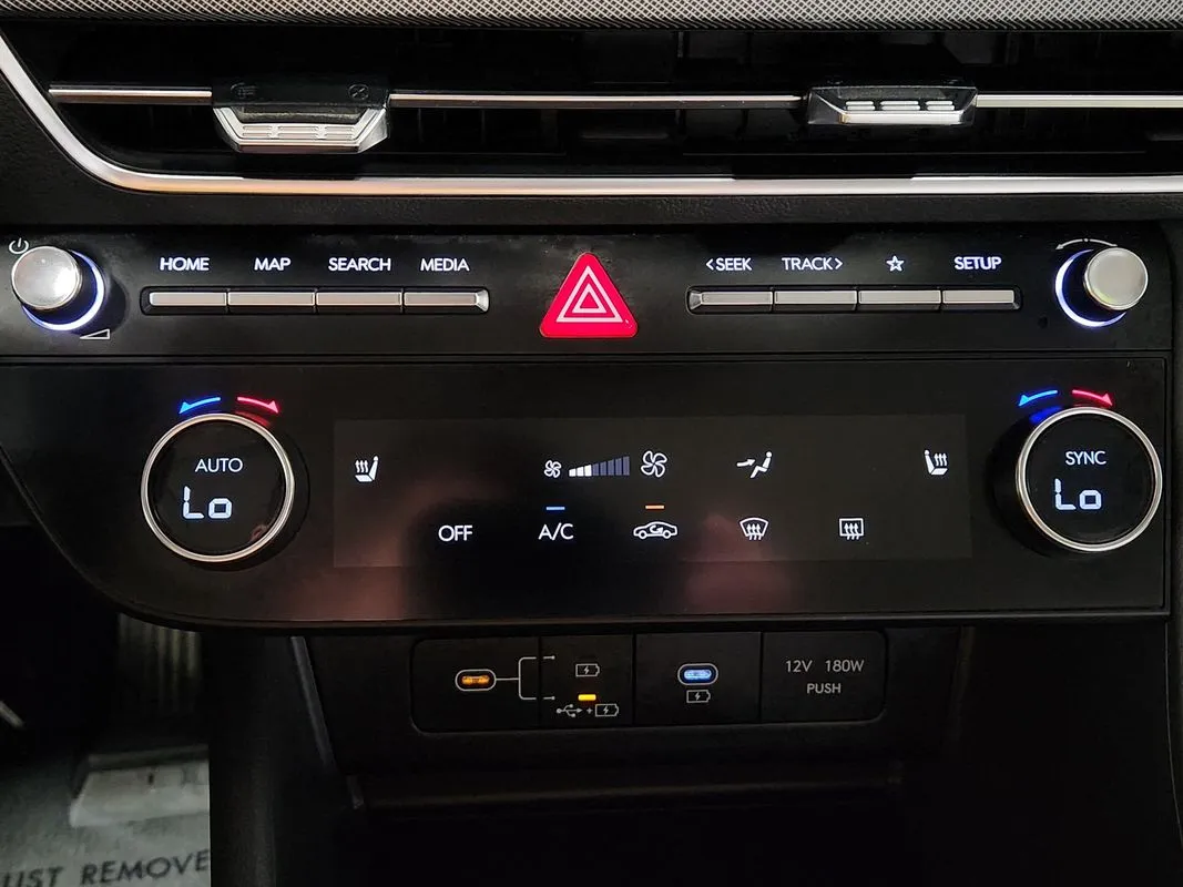 Hyundai Sonata photo 21