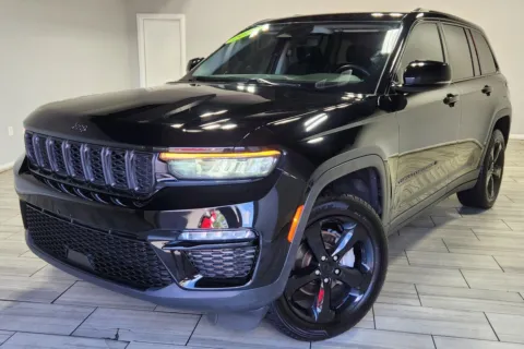 Black 2023 Jeep Grand Cherokee Limited 4x4 for sale in Philadelphia, PA