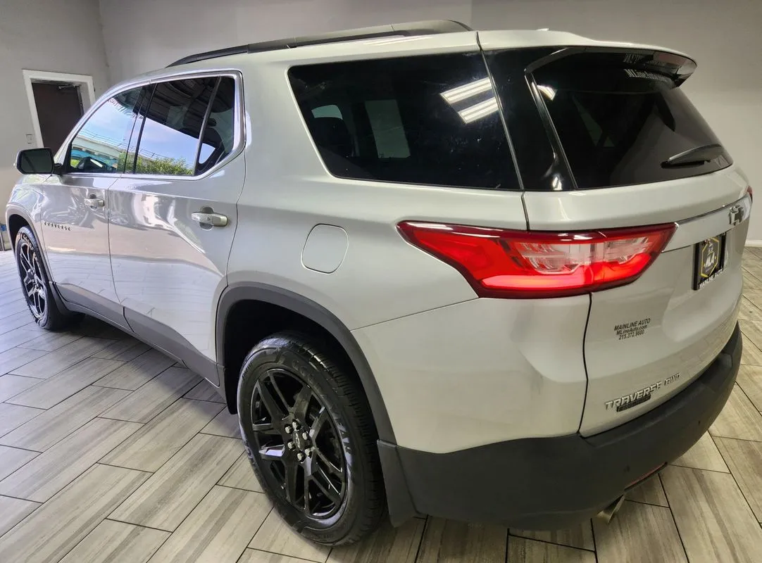 Another view of 2021 Chevrolet Traverse AWD LT Cloth for sale in Philadelphia, PA at Torresdale Ave