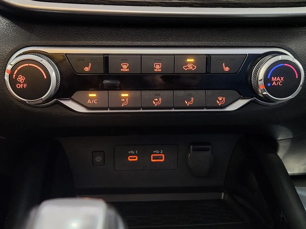 Nissan Altima photo 26