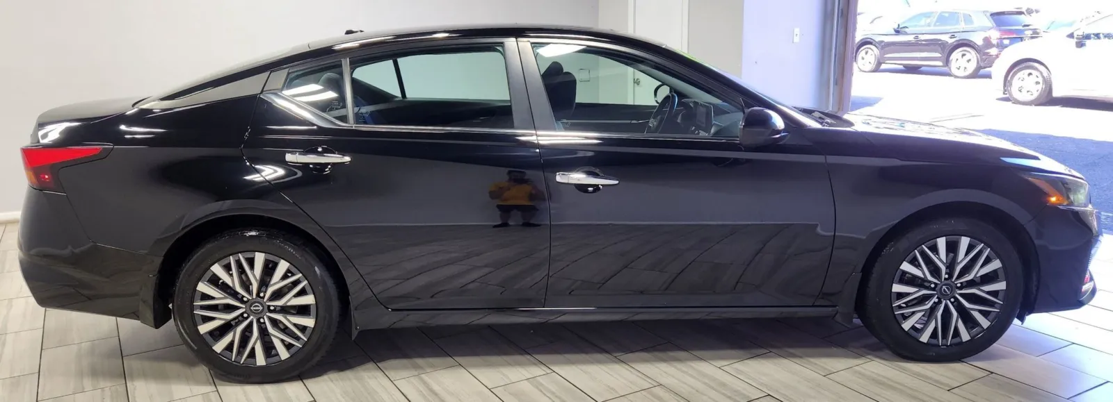 Nissan Altima photo 6