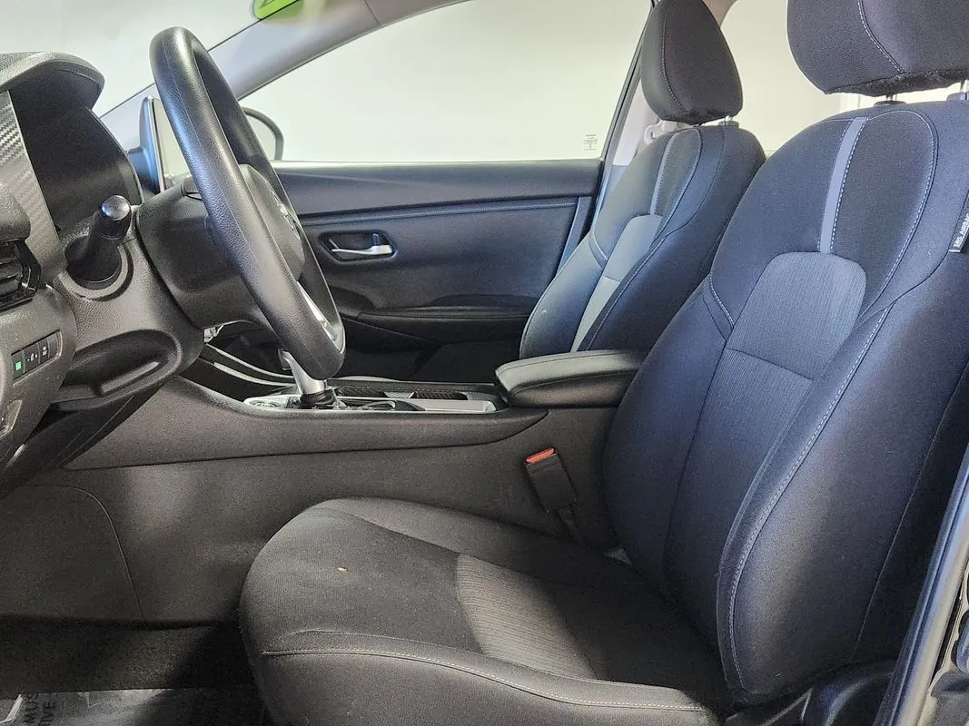 Nissan Sentra photo 11