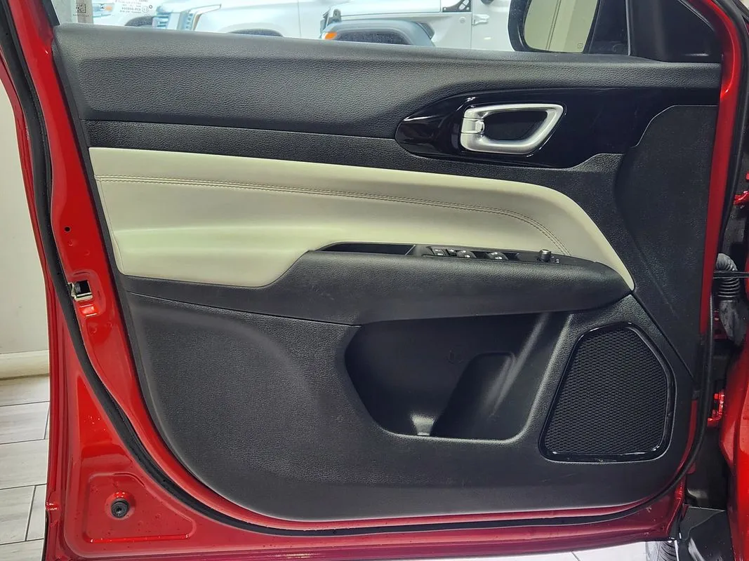 Jeep Compass photo 10