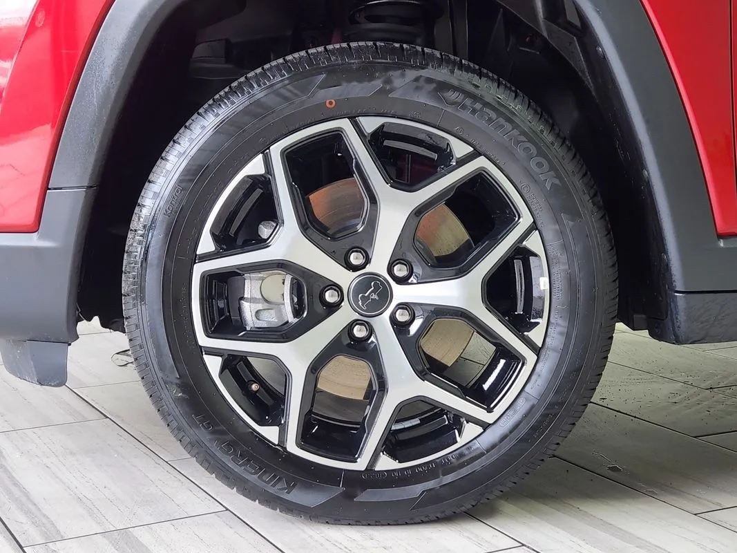 Jeep Compass photo 9