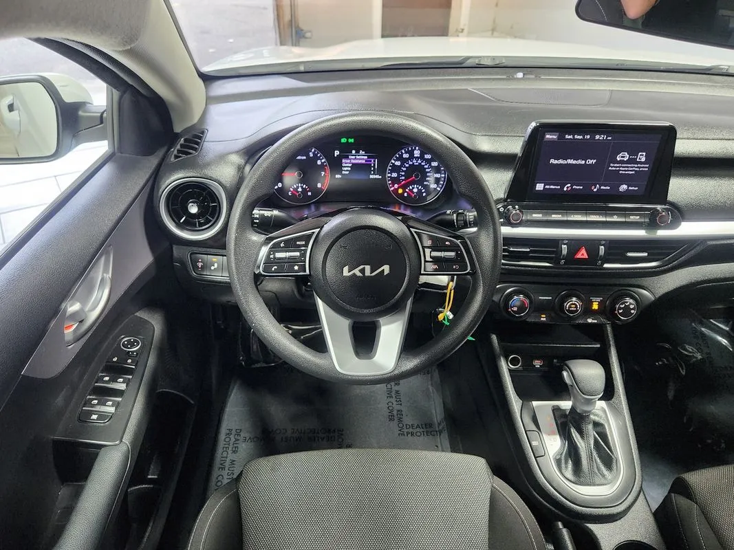 Kia Forte photo 16