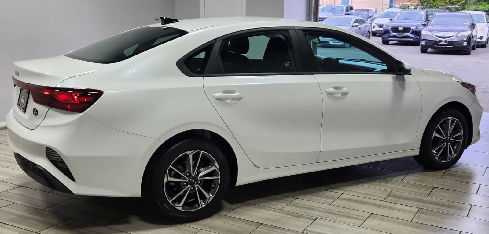 More photos of 2023 Kia Forte LXS at Torresdale Ave, PA