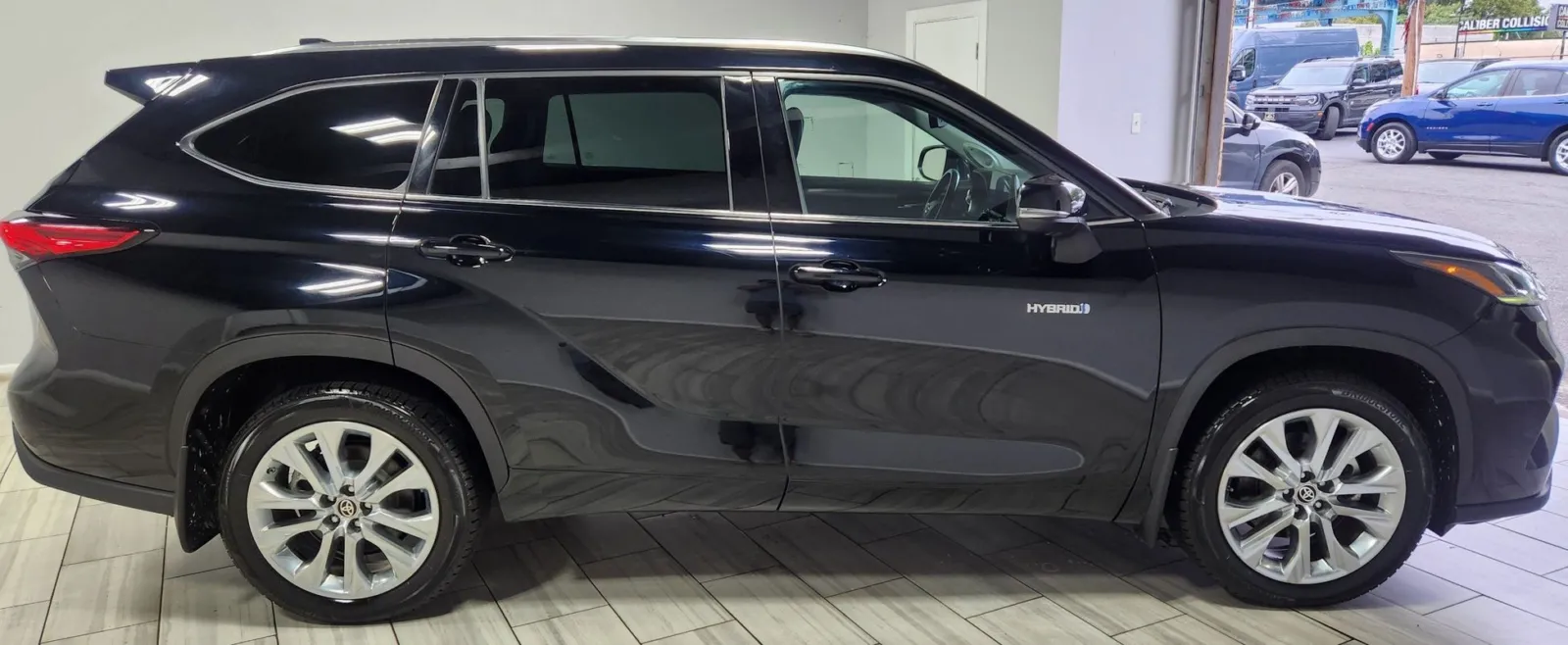 Toyota Highlander photo 6