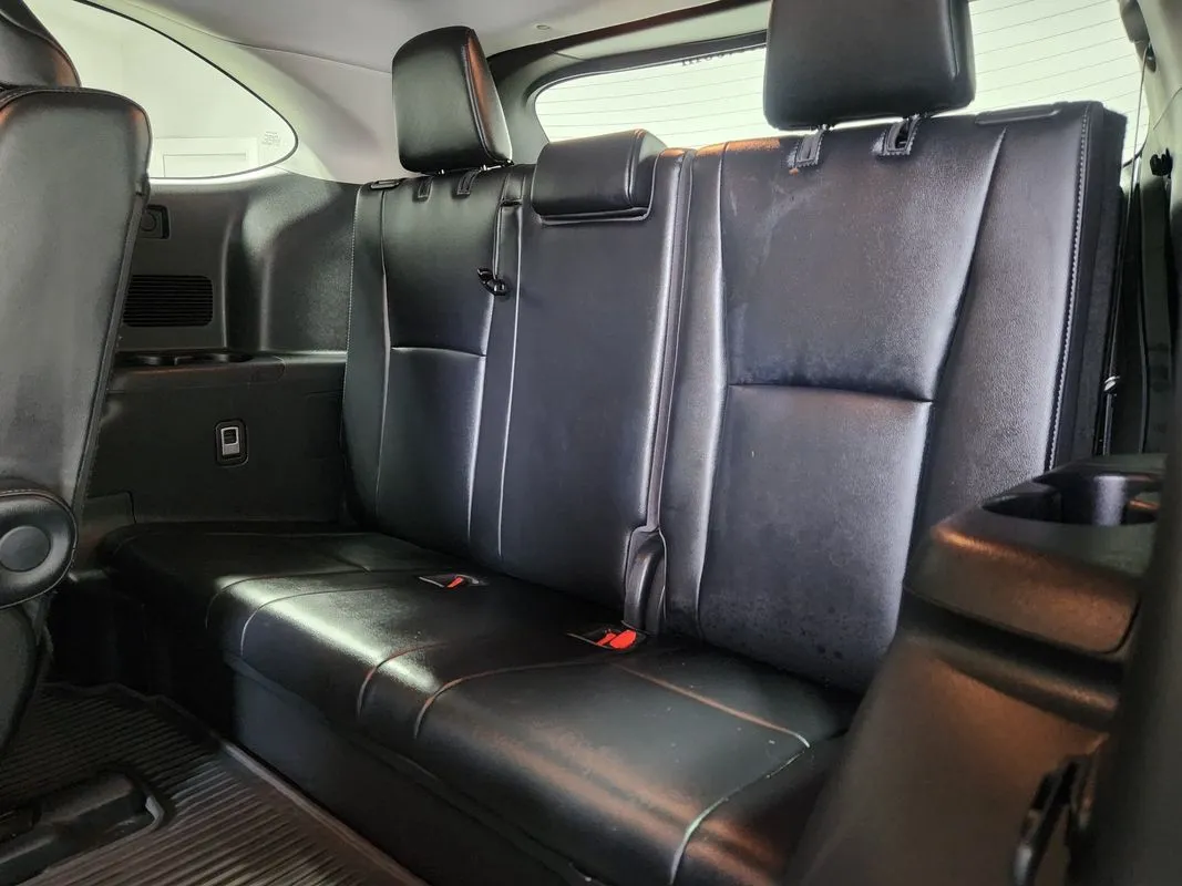 Toyota Highlander photo 14