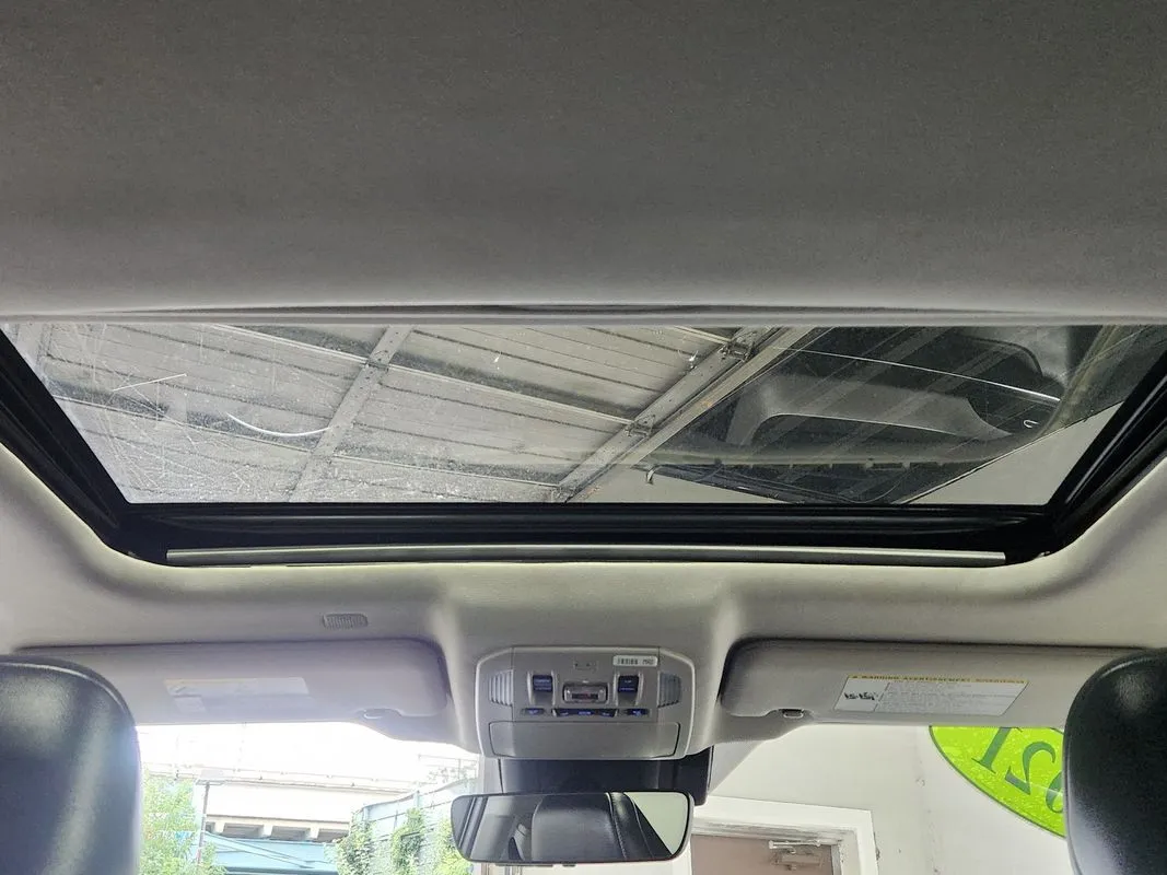 Toyota Highlander photo 16