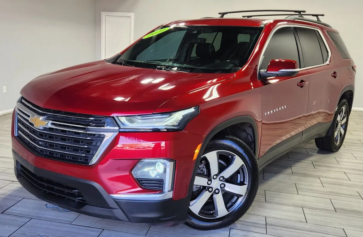 Red 2022 Chevrolet Traverse AWD LT Leather for sale in Philadelphia, PA
