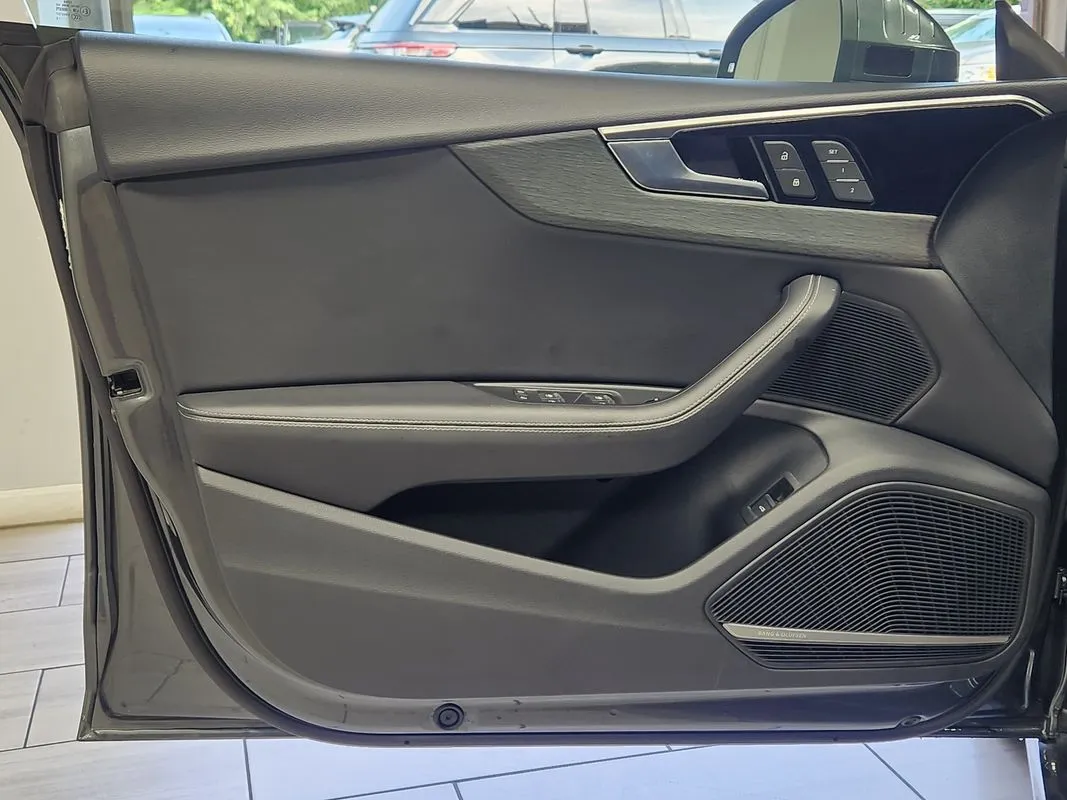 Audi A5 photo 10