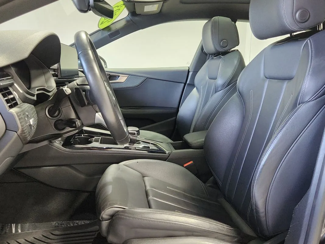 Audi A5 photo 11