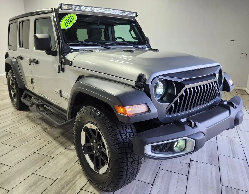 Jeep Wrangler photo 7