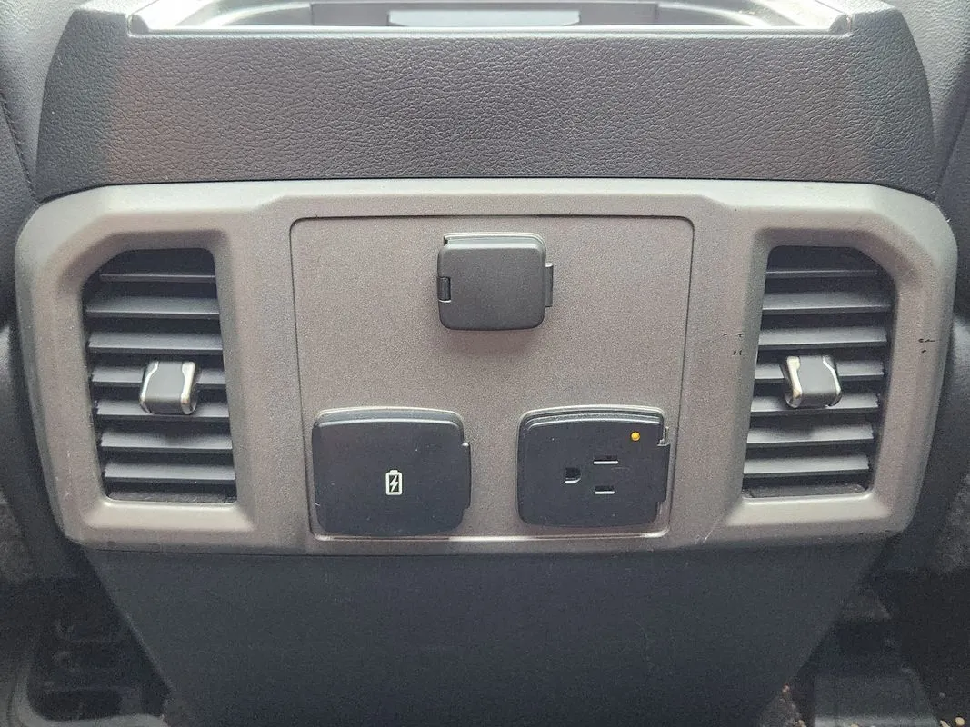 Ford F-150 photo 15