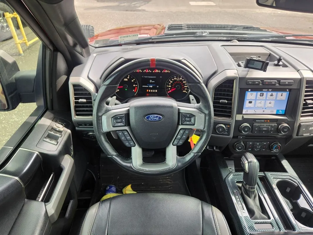 Ford F-150 photo 17
