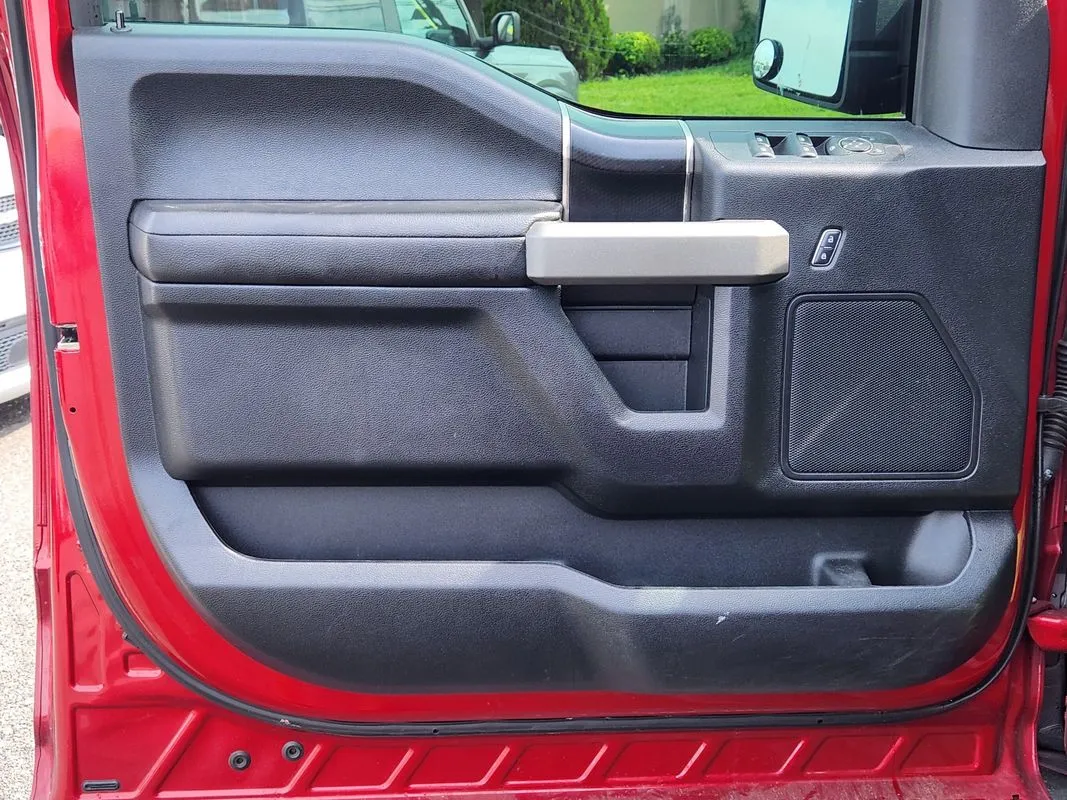 Ford F-150 photo 10