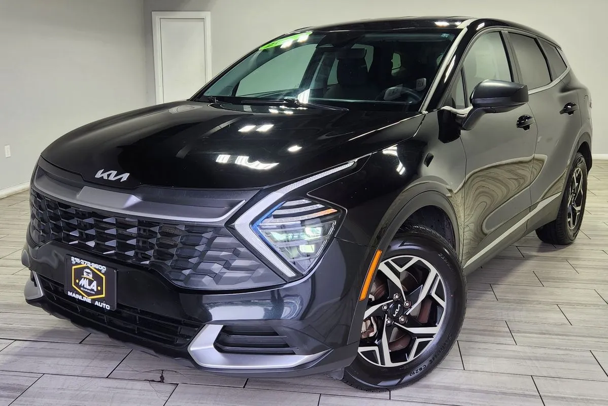 Black 2024 Kia Sportage LX for sale in Philadelphia, PA