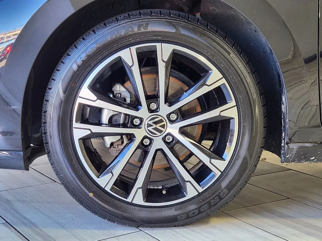Volkswagen Jetta photo 9