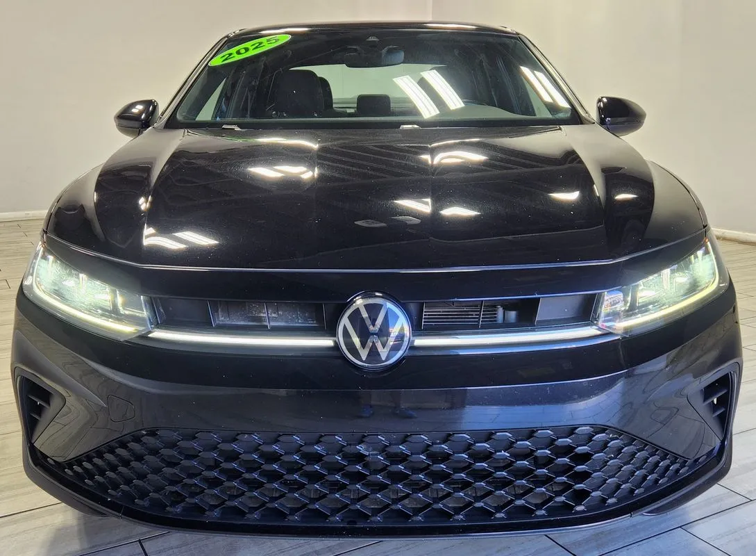 Volkswagen Jetta photo 8