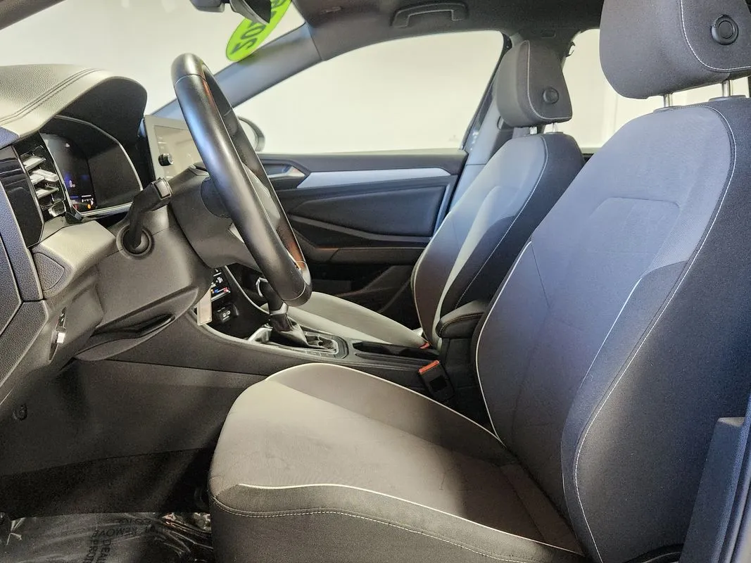 Volkswagen Jetta photo 11