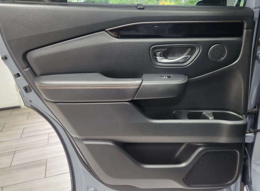 Honda Pilot photo 12