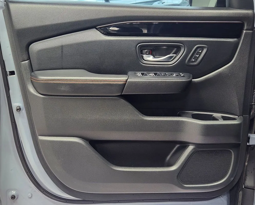 Honda Pilot photo 10