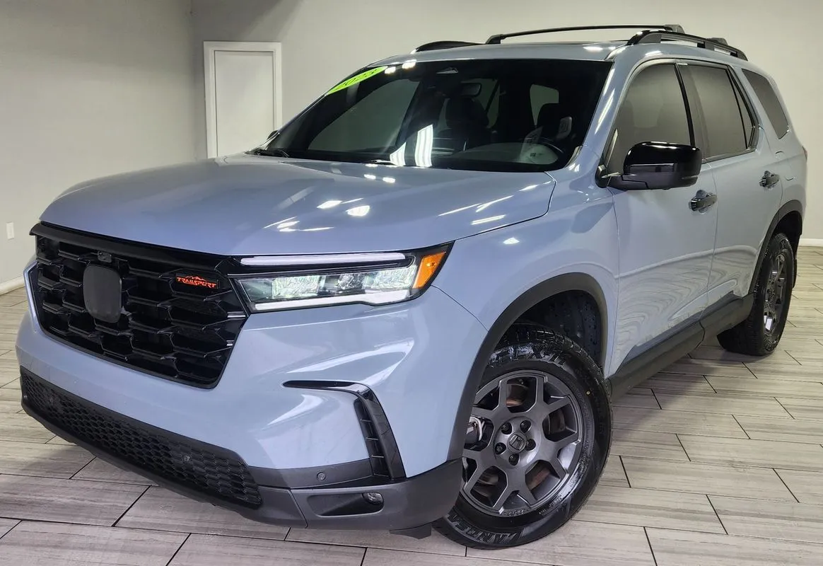 Blue 2023 Honda Pilot AWD TrailSport for sale in Philadelphia, PA
